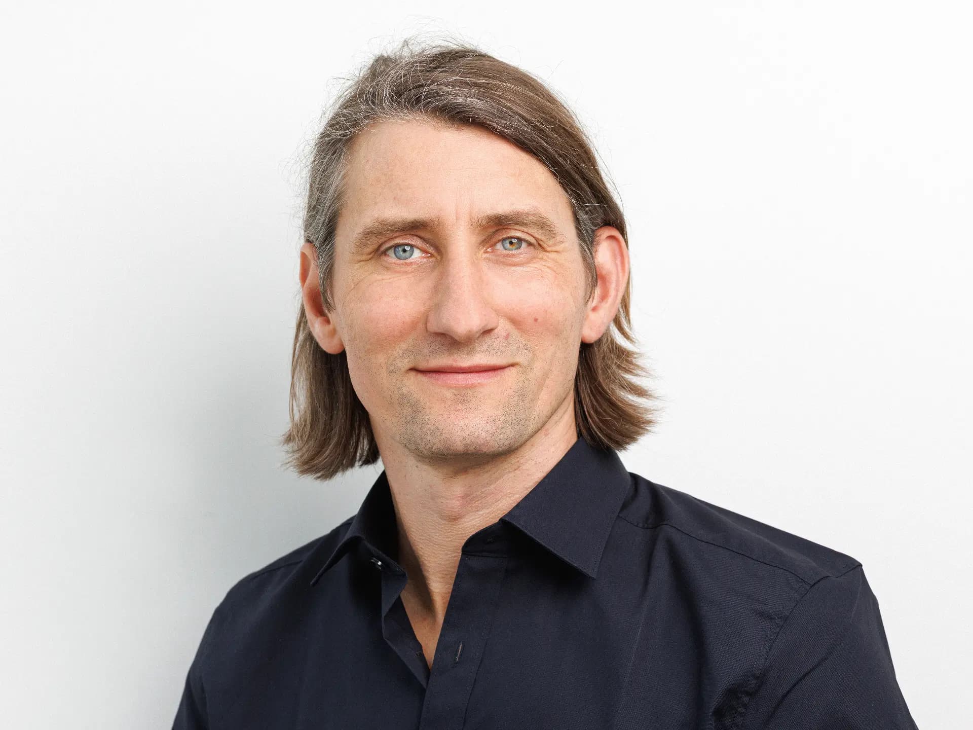 Roman Schwarz, Finanz- & Unternehmensberater